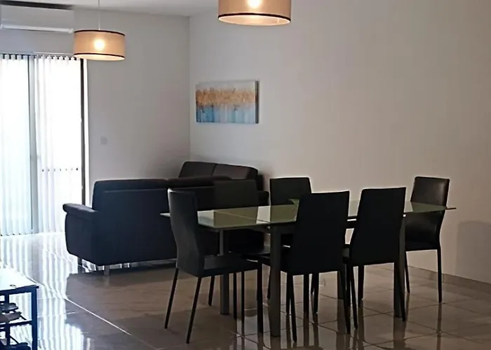 Modern 2br - Close To Gozo Ferry Appartamento *