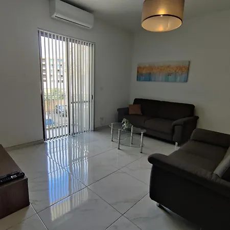 Modern 2br - Close To Gozo Ferry Apartament